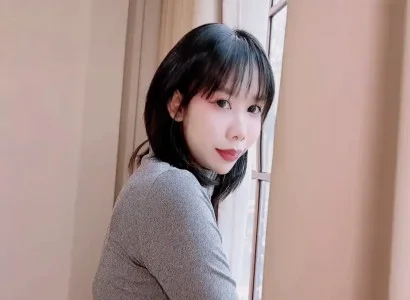 Người thuê nhà dễ thương thuê phòng rồi địt ngay với chủ nhà